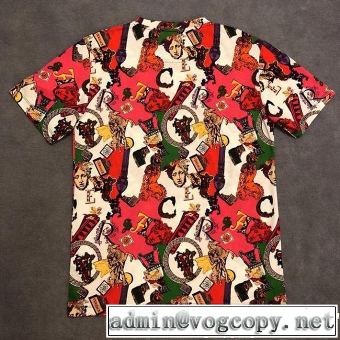 2019年の春夏に着たい VERSACE ヴェルサーチ 半袖Tシャツ 大人の余裕が漂う 爽やかな色合い
