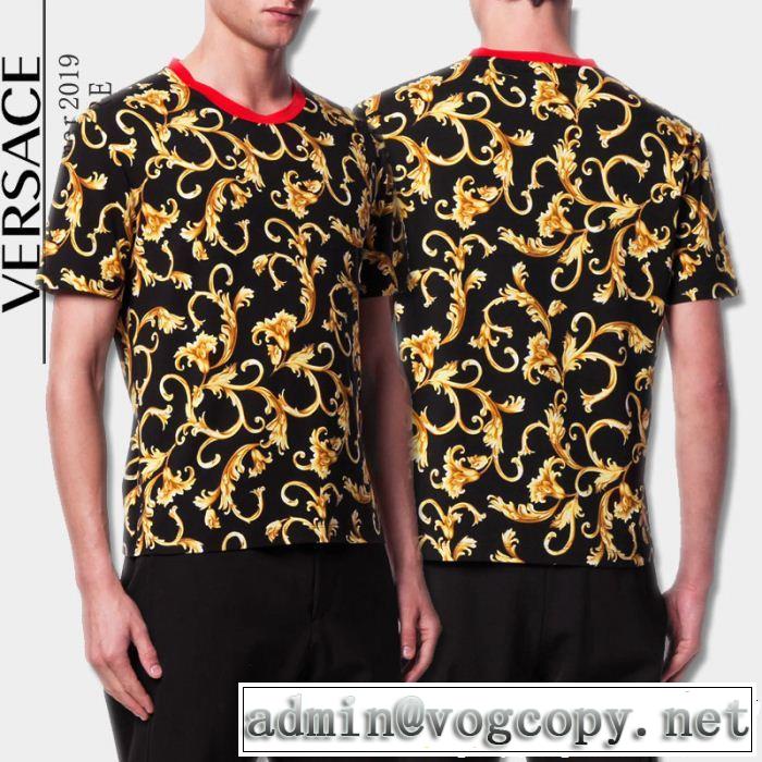 抜け感のある夏着物 春夏らしい華やか VERSACE ヴェルサーチ 半袖Tシャツ ぐっと鮮度がアップ