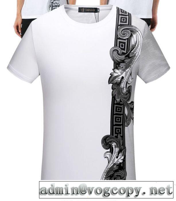 VERSACE ヴェルサーチ 半袖Tシャツ 大人っぽく仕上げ 今っぽいトレンド 優しげ人気アイテム