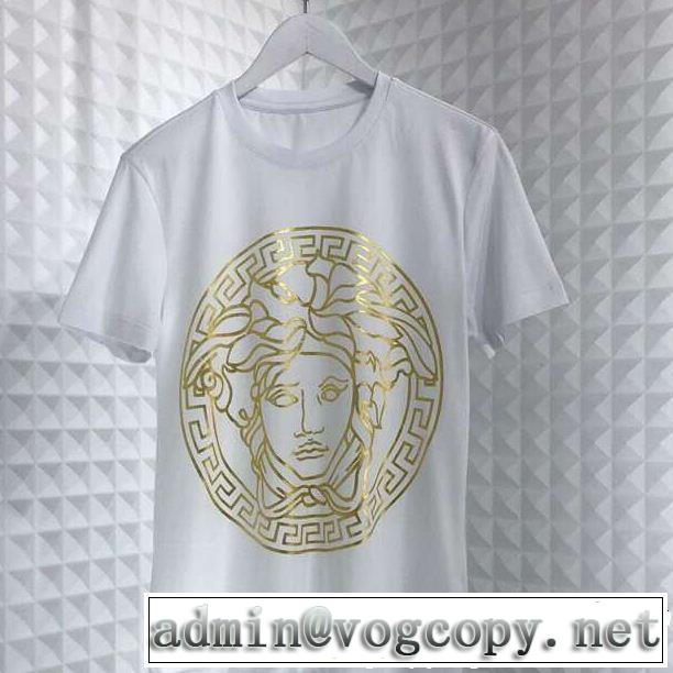 VERSACE ヴェルサーチ 半袖Tシャツ 2色可選 春夏を感じさせる 大人の華やかさを演出