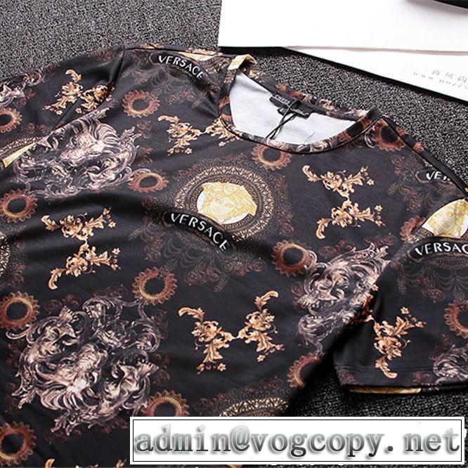 目を引く存在感抜群 ヴェルサーチVERSACE 2019春夏の大注目トレンド Tシャツ/ティーシャツ 2色可選