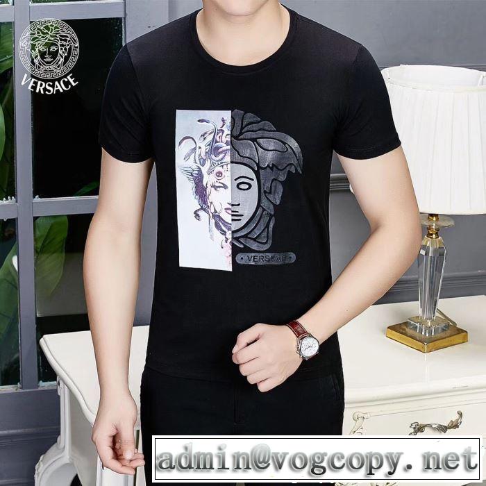  2019SSのトレンド商品 ヴェルサーチVERSACE Tシャツ/ティーシャツ 2色可選 大人のこなれた着こなし 