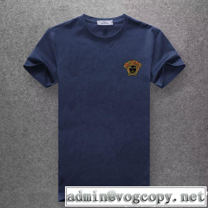 一気にトレンド感満載な着こなし ヴェルサーチ2019年最新ファッション VERSACE Tシャツ/ティーシャツ 多色可選