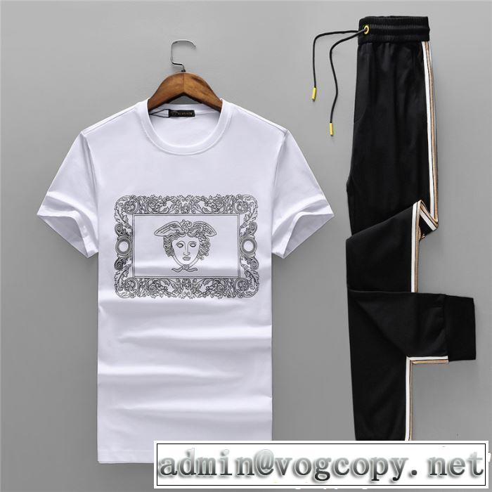 2色可選 送料込み 希少品 VERSACE 春夏の流行り2019新品 ヴェルサーチ 半袖 上下セット