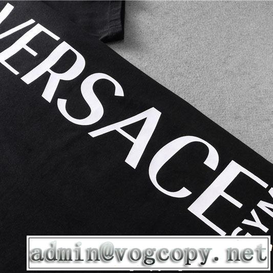 2019限定 男性に人気 VERSACE ヴェルサーチ半袖大注目国内完売数量限定 上下セット 2色可選