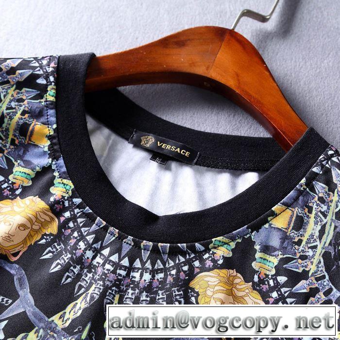 やっと見つけた国内即発 VERSACE 2019夏ファション新品ヴェルサーチ 半袖 上下セット夏キレ味をプラス