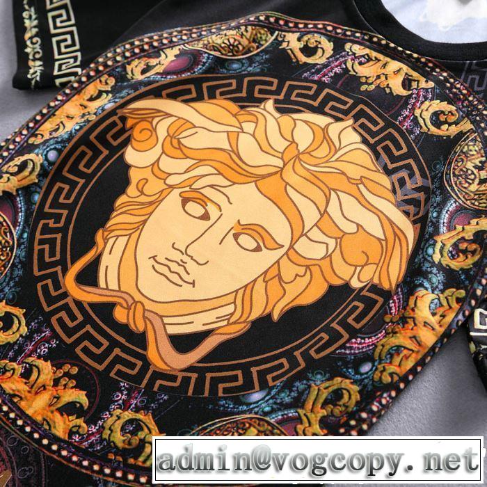 上下セット完売在庫確保 VERSACE2019春夏も引き続き人気セール ヴェルサーチ半袖 