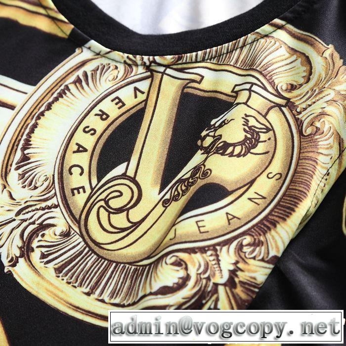 最新商品即完売必至 半袖 上下セット送料込み 希少品 VERSACE ヴェルサーチ格安SALE