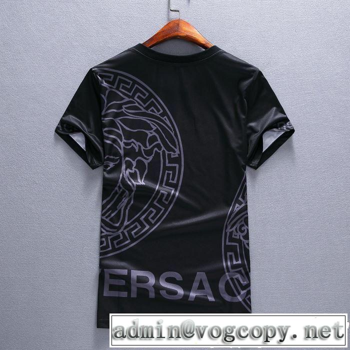 最新☆大人気☆話題沸騰 半袖 上下セット2019限定 男性に人気 VERSACE ヴェルサーチ定番が欲しい方