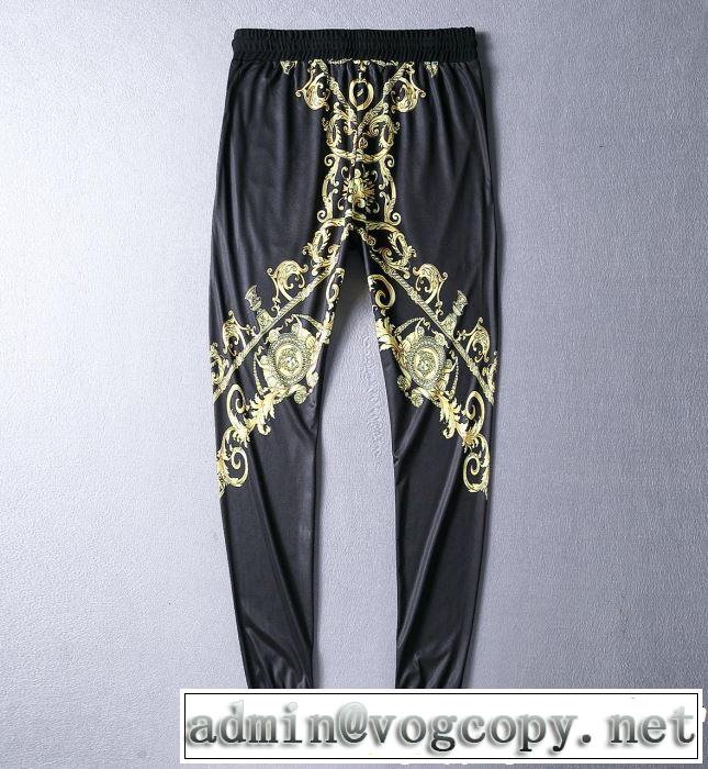 2019夏ファション新品 半袖 上下セット最終価格セール VERSACE ヴェルサーチ ギフト最適期間限定