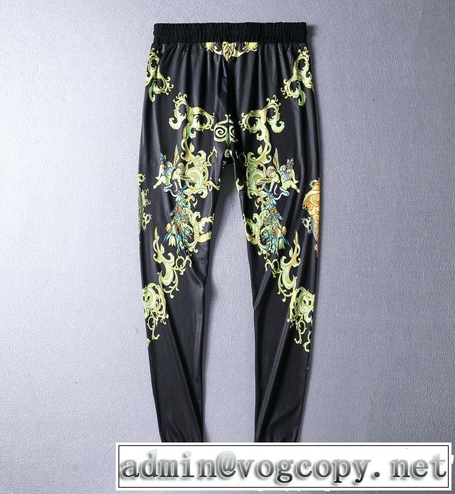 お洒落トレンド人気 半袖 上下セット 2019夏ファション新品 VERSACE 新作限定めっちゃ綺麗色ヴェルサーチ