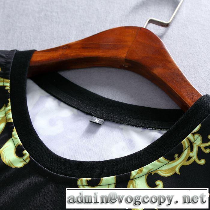 お洒落トレンド人気 半袖 上下セット 2019夏ファション新品 VERSACE 新作限定めっちゃ綺麗色ヴェルサーチ