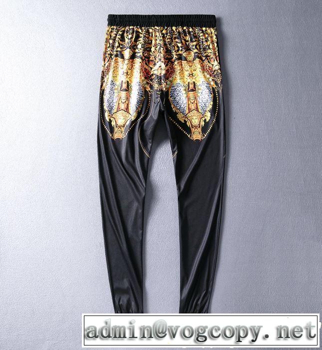 今シーズン注目のデザイン VERSACE ヴェルサーチ半袖 上下セット2019SSのトレンド商品