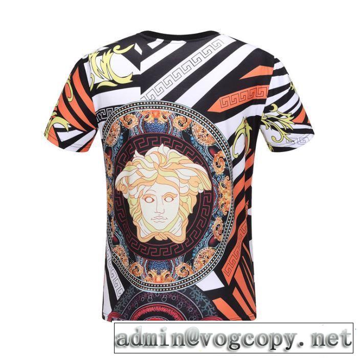 2019即旬な装いに 春夏シンプルファッションでOK！ VERSACE ヴェルサーチ 半袖Tシャツ