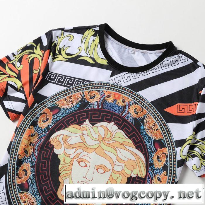 2019即旬な装いに 春夏シンプルファッションでOK！ VERSACE ヴェルサーチ 半袖Tシャツ