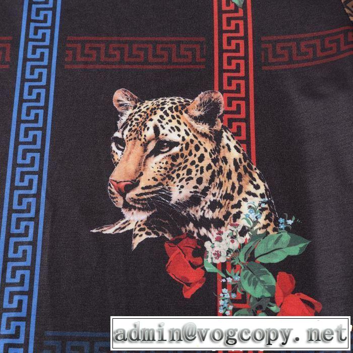 VERSACE ヴェルサーチ 半袖Tシャツ 2019春夏は人気定番 夏おすすめ人気ブランドアイテム