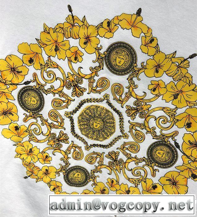半袖Tシャツ 2色可選 2019春夏トレンドアイテム 今期のトレンド定番アイテム VERSACE ヴェルサーチ