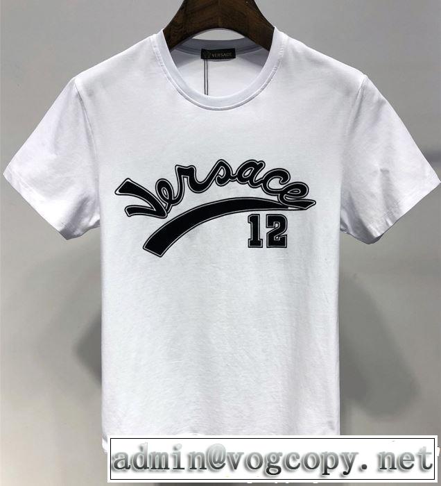 半袖Tシャツ 2色可選 2019春夏も引き続き人気セール スタイルアップ効果 VERSACE ヴェルサーチ