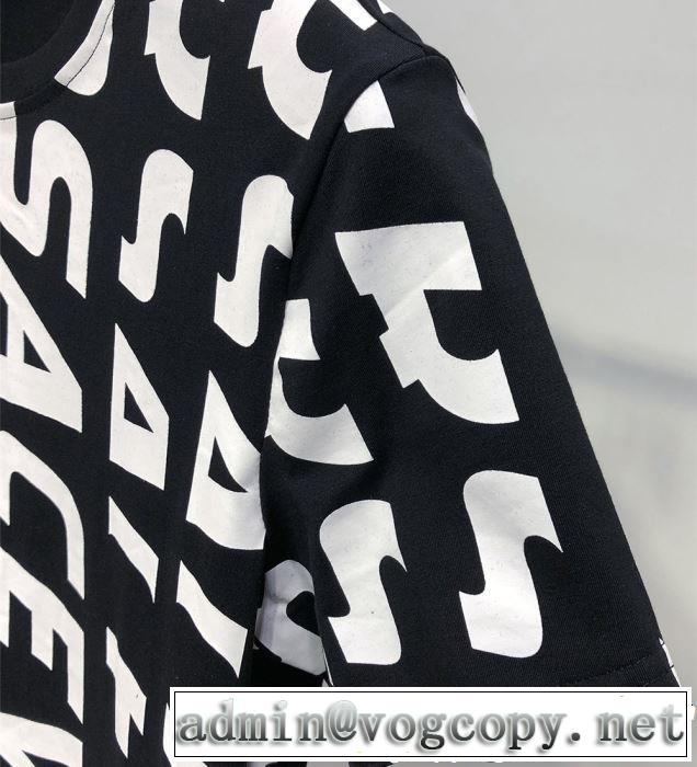 暑い季節も大活躍 VERSACE ヴェルサーチ 半袖Tシャツ 2色可選 おしゃれな夏ファッション2019