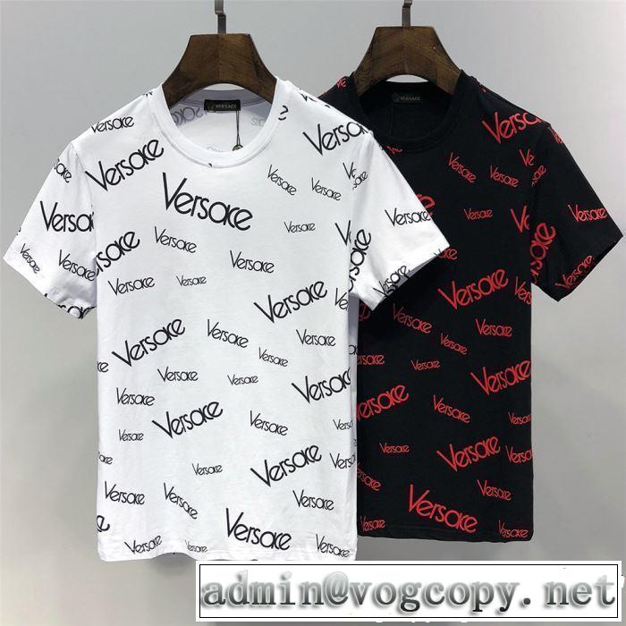 上品な涼やかさある印象に 2019春夏のトレンド新商品 VERSACE ヴェルサーチ 半袖Tシャツ 2色可選