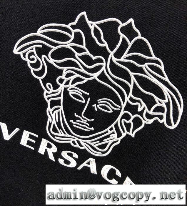 おしゃれな大人の着こなし 2019夏ファション新品 VERSACE ヴェルサーチ 半袖Tシャツ 2色可選