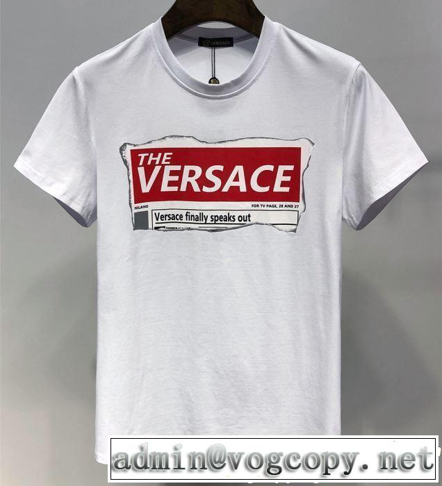 今年は大きめの新作がトレンド 2019春夏トレンドアイテム VERSACE ヴェルサーチ 半袖Tシャツ 2色可選