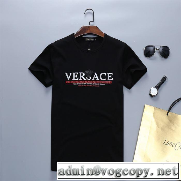 おしゃれデザインも大人気 2019SSのトレンド商品 VERSACE ヴェルサーチ 半袖Tシャツ 2色可選