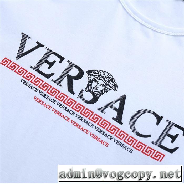 おしゃれデザインも大人気 2019SSのトレンド商品 VERSACE ヴェルサーチ 半袖Tシャツ 2色可選
