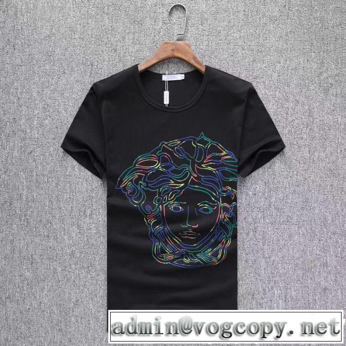 最近のトレンドアイテム VERSACE ヴェルサーチ 半袖Tシャツ 3色可選 《2019年》今、注目のストリート