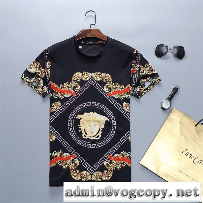 半袖Tシャツ 人気夏ファションおすすめ 2019春夏人気トレンドアイテム VERSACE ヴェルサーチ