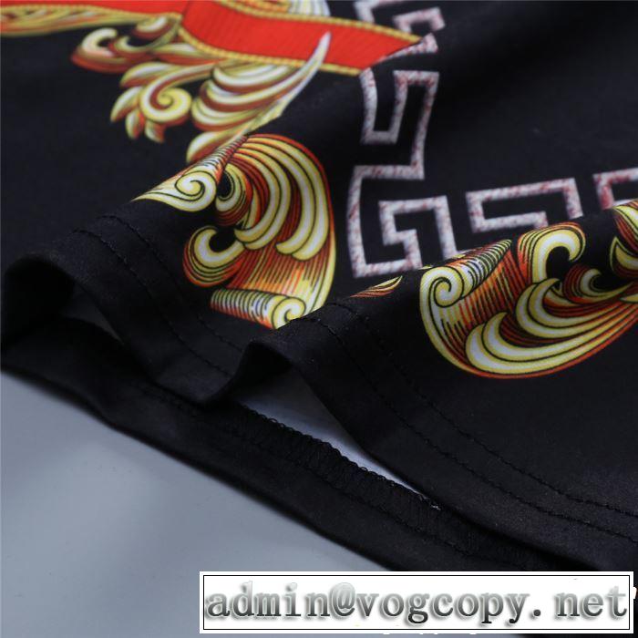 半袖Tシャツ 人気夏ファションおすすめ 2019春夏人気トレンドアイテム VERSACE ヴェルサーチ