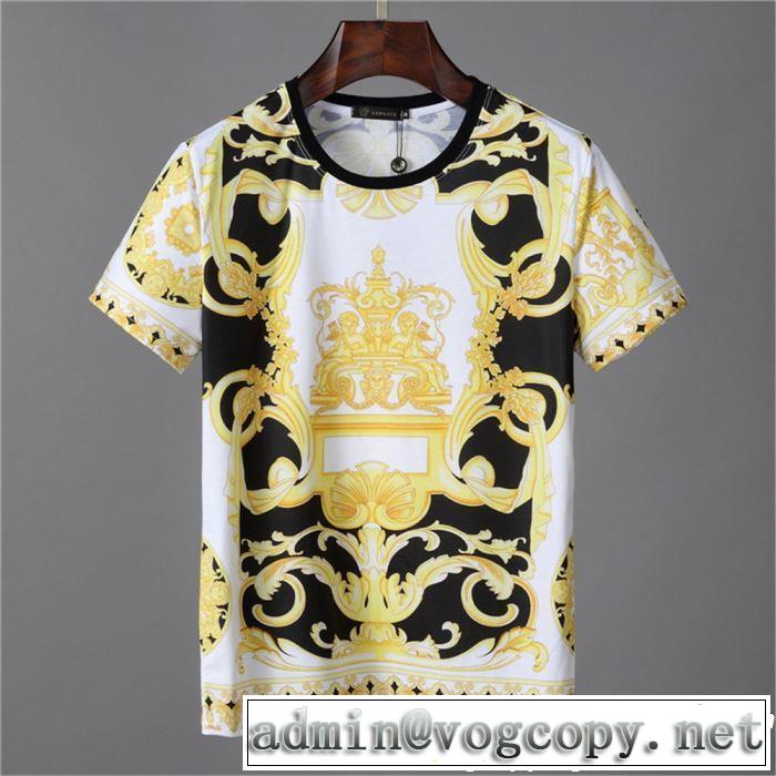 2019春夏のトレンド新商品 一気にトレンド感満載な着こなし VERSACE ヴェルサーチ 半袖Tシャツ 2019最新作
