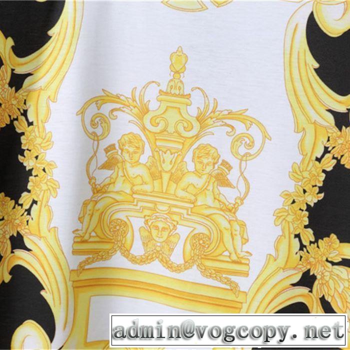 2019春夏のトレンド新商品 一気にトレンド感満載な着こなし VERSACE ヴェルサーチ 半袖Tシャツ 2019最新作