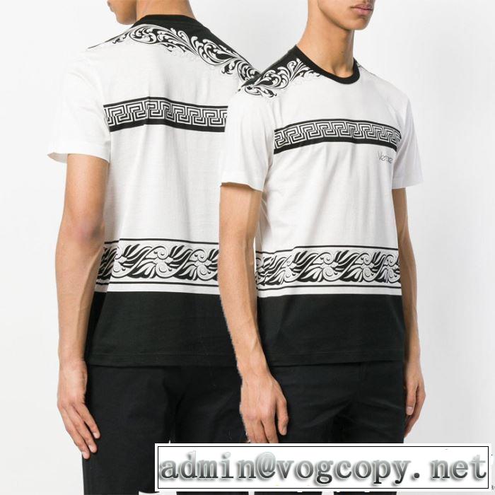 季節をまたい新作アイテム 2019年の春夏に着たい 夏っぽさ新作アイテム VERSACE ヴェルサーチ 半袖Tシャツ