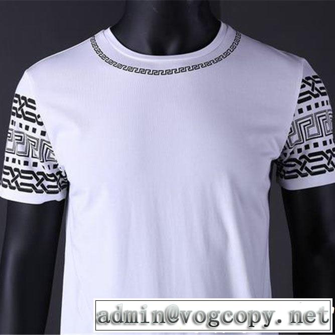 新作コレクションを見る 2019春夏トレンドアイテム VERSACE ヴェルサーチ 半袖Tシャツ 2色可選