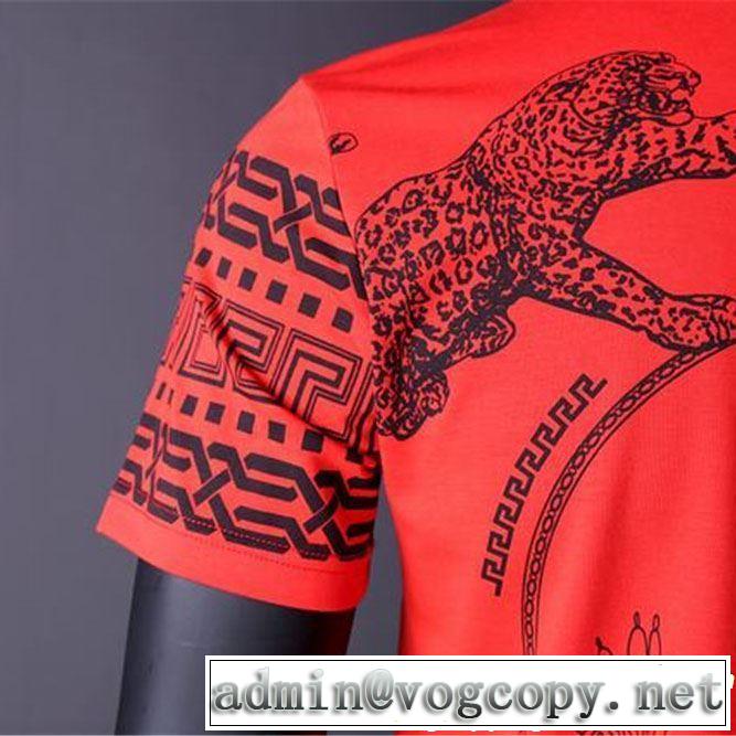 新作コレクションを見る 2019春夏トレンドアイテム VERSACE ヴェルサーチ 半袖Tシャツ 2色可選