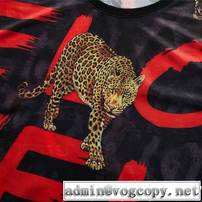 人気夏ファションおすすめ 《2019年》今、注目のストリート 半袖Tシャツ  VERSACE ヴェルサーチ