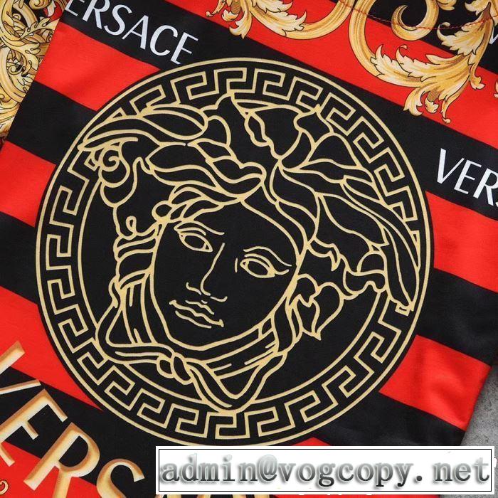 3色可選 半袖Tシャツ 2019春夏トレンドアイテム 今期のトレンド定番アイテム VERSACE ヴェルサーチ