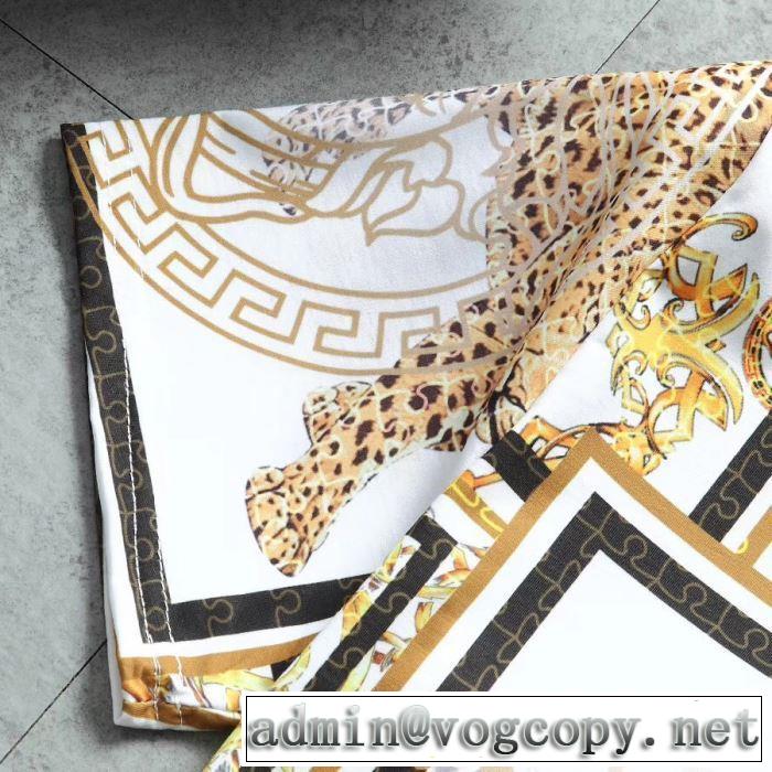 2019SSのトレンド商品 ヴェルサーチ夏キレ味をプラス VERSACE 3色可選 Tシャツ/半袖