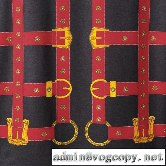 2019SSのトレンド商品 ヴェルサー 今年大人気チVERSACE 2色可選 Tシャツ/半袖