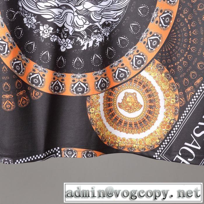 VERSACE 2019夏ファション新品 Tシャツ/半袖 大注目日本未入荷 ヴェルサーチ超あたたかい