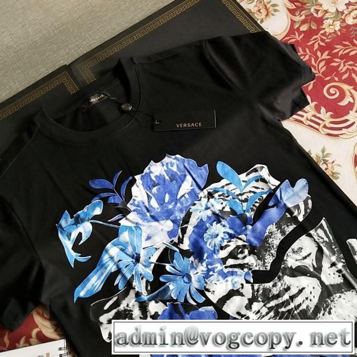 Tシャツ/半袖 【2019春夏】最新コレクション ヴェルサーチデザイン抜群のアイテム VERSACE