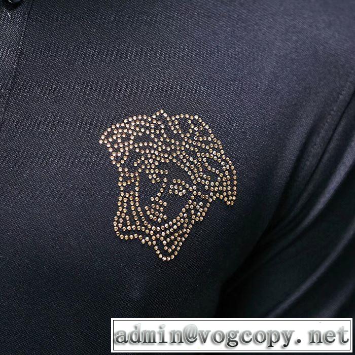 大人っぽいファション感Tシャツ/半袖 ヴェルサーチVERSACE きちんと感をプラス 2色可選