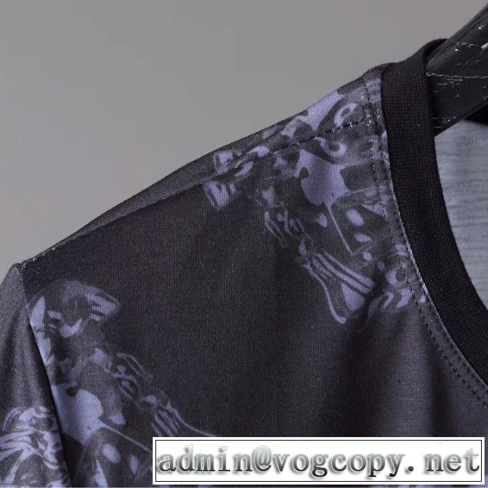 入手超困難 ヴェルサーチVERSACE 2019SSのトレンド商品 Tシャツ/半袖今シーズン注目のデザイン
