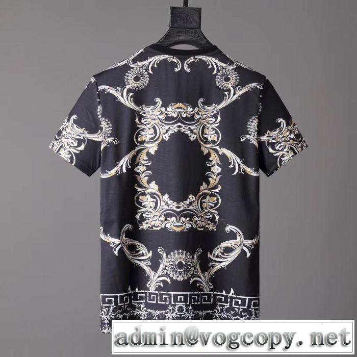 2019春夏も引き続き人気セール Tシャツ/半袖 ヴェルサーチ春夏のトレンドアイテム VERSACE