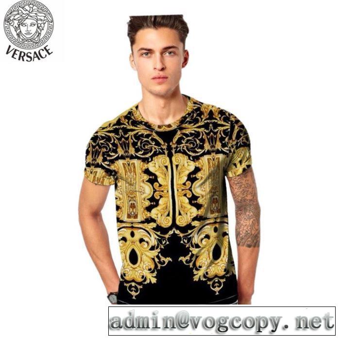 Tシャツ/半袖  ヴェルサーチ人気モデル愛用 2019年夏の一押しファッションアイテム VERSACE