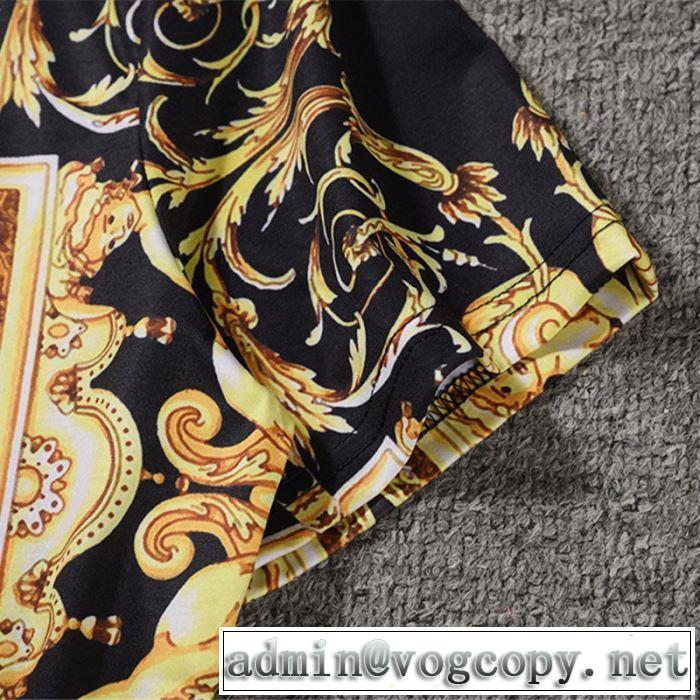 Tシャツ/半袖  ヴェルサーチ人気モデル愛用 2019年夏の一押しファッションアイテム VERSACE