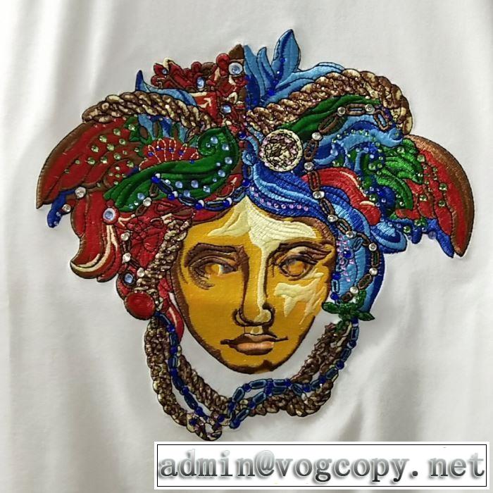 韓国の人気 ヴェルサーチ Tシャツ/半袖 2色可選 2019年春夏シーズンの人気 VERSACE