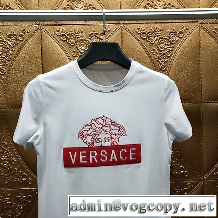 人気モデル愛用VERSACE Tシャツ/半袖 2色可選 ヴェルサーチ 2019限定 男性に人気