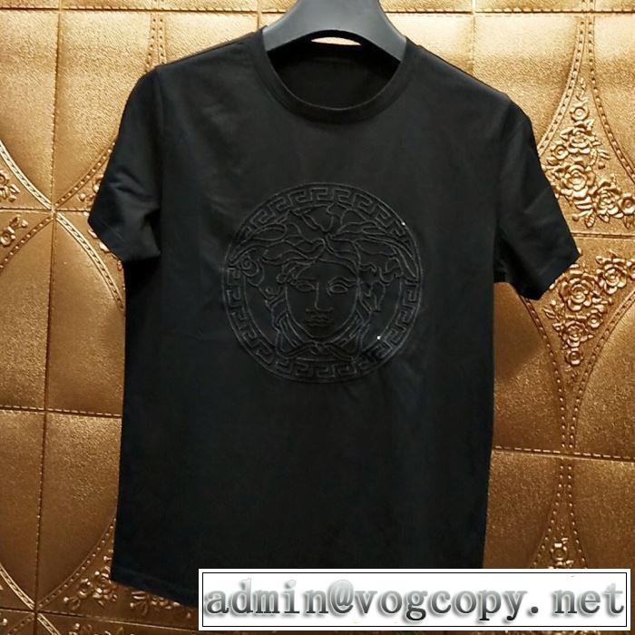 トレンドアイテムとして継続 ヴェルサーチ 2019夏ファション新品 VERSACE Tシャツ/半袖